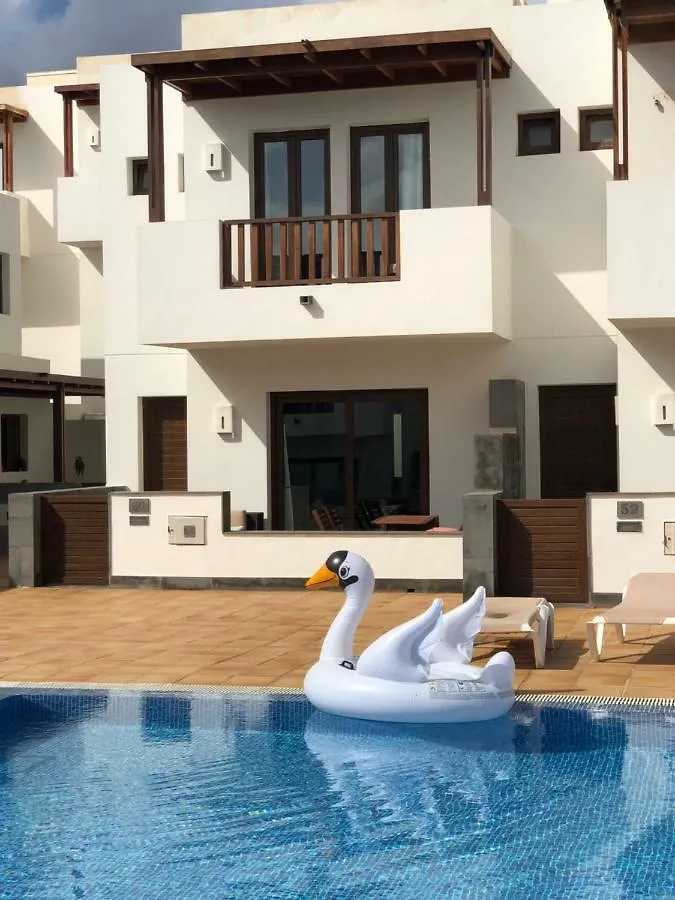Noray Swan Villa Puerto Calero