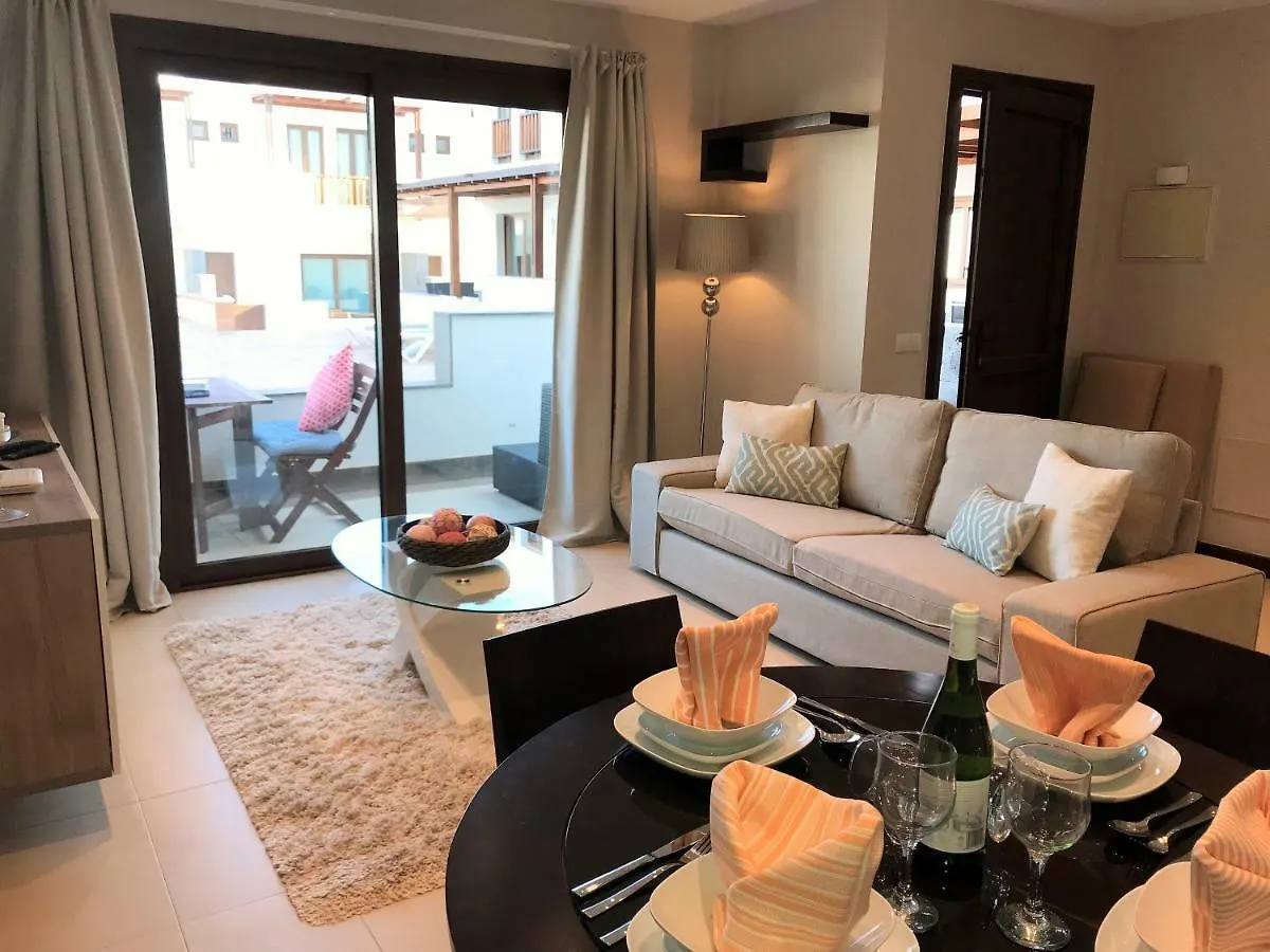 Noray Swan Villa Puerto Calero İspanya